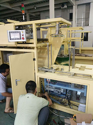 功力HZGL-4雙片拉伸檢測器與廣東某電器生產廠家合作案例